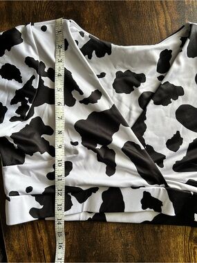 Nettle's Tale Whitney Swim top NWT Large cow print